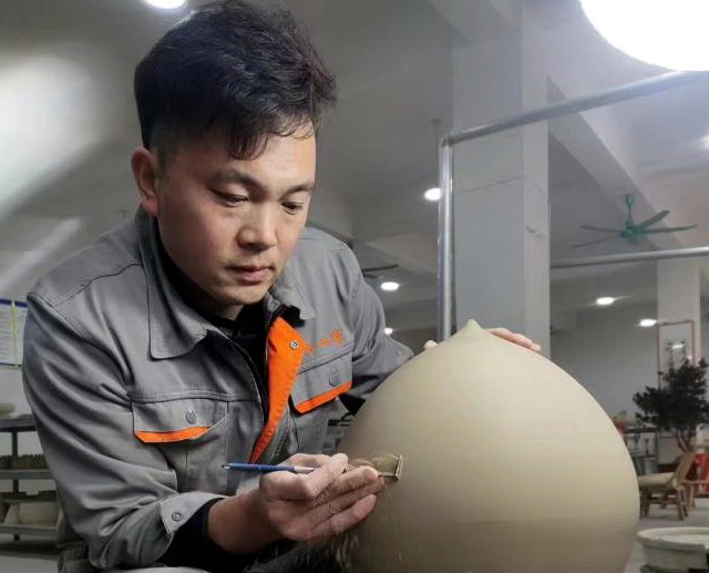 陶瓷艺术家——王晓兵