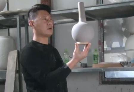 王晓峰作品创作（三）—施釉